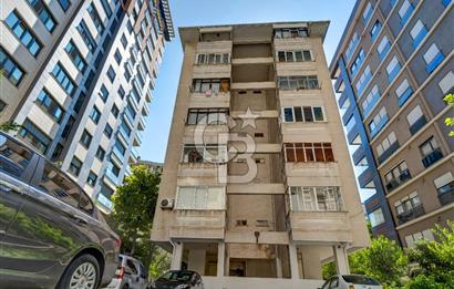 Suadiye Şaşkınbakkal'da 3+1 Balkonlu Kiralık Daire