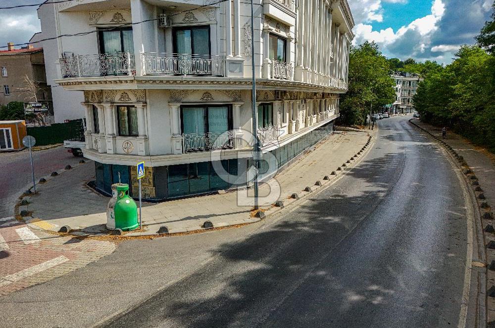 Kemerburgaz Bahçeköy Cadde Üzeri 693m2 Satılık Köşe Dükkan