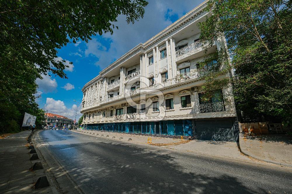 Kemerburgaz Bahçeköy Cadde Üzeri 693m2 Satılık Köşe Dükkan