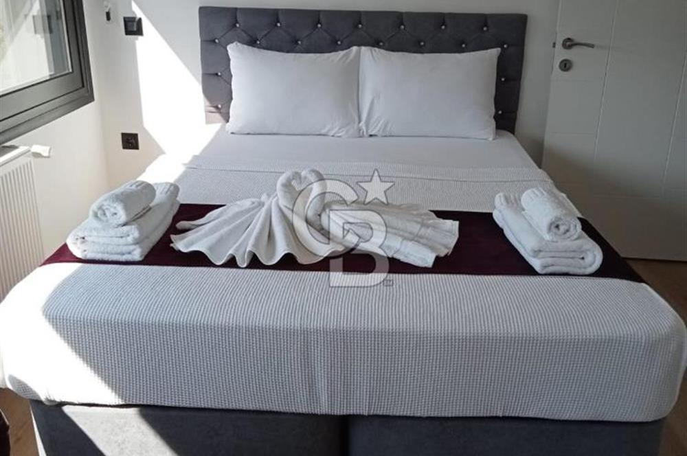 İzmir Mendereste 4 Dönümde Havuzlu Villa;Doğa ve Denizle İç İçe