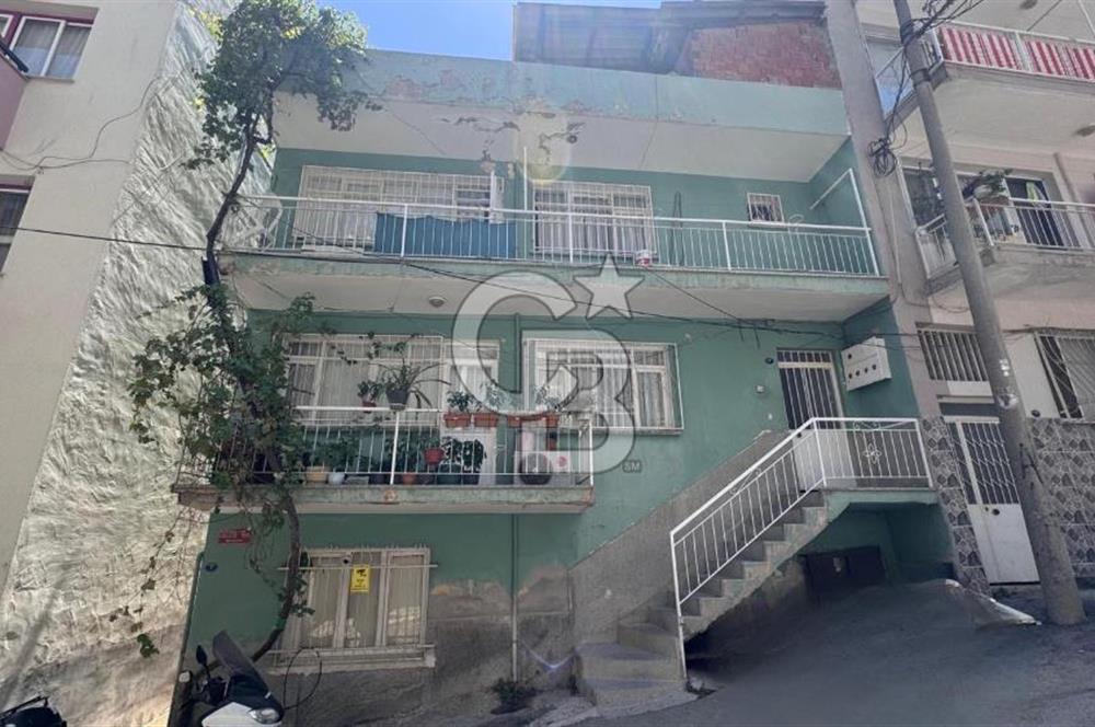Çalıkuşu mahallesinde 3 katlı satılık komple bina