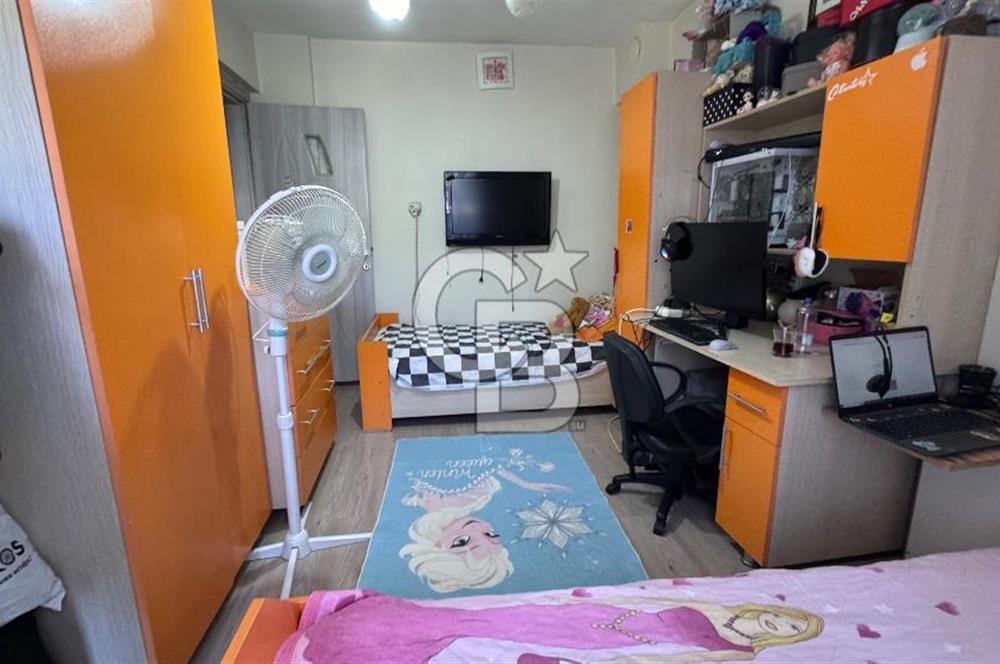 Devrim mahallesinde site içi içi yapılı 3+1 daire