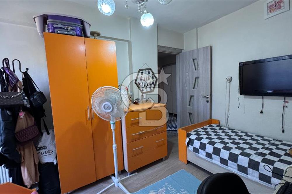 Devrim mahallesinde site içi içi yapılı 3+1 daire
