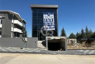 ANKARA GÖLBAŞI İNCEK BULVARINA CEPHE 650M2 SATILIK BİNA
