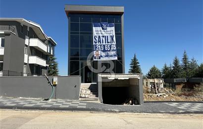 ANKARA GÖLBAŞI İNCEK BULVARINA CEPHE 650M2 EŞSSİZ SATILIK BİNA