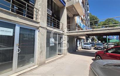 İZMİT MERKEZ CADDE ÜZERİ İŞMERKEZİNDE ZEMİN KAT SATILIK DÜKKAN