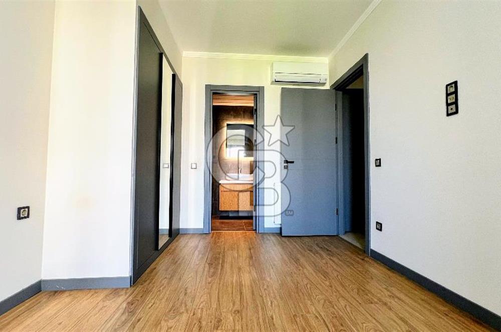 Ataşehir Modern Havuz Manzaralı K.Mutfak 2+1 Satılık Da