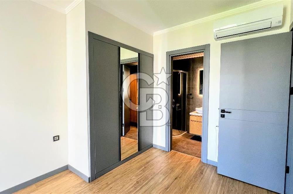 Ataşehir Modern Havuz Manzaralı K.Mutfak 2+1 Satılık Da