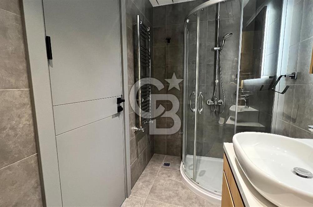 Ataşehir Modern Havuz Manzaralı K.Mutfak 2+1 Satılık Da