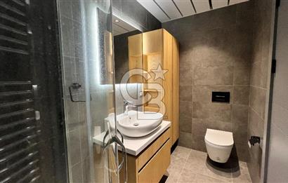 Ataşehir Modern Havuz Manzaralı K.Mutfak 2+1 Satılık Da