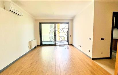 Ataşehir Modern Havuz Manzaralı K.Mutfak 2+1 Satılık Da