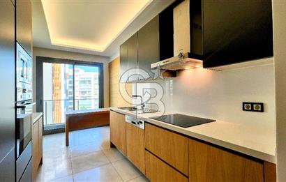 Ataşehir Modern Havuz Manzaralı K.Mutfak 2+1 Satılık Da