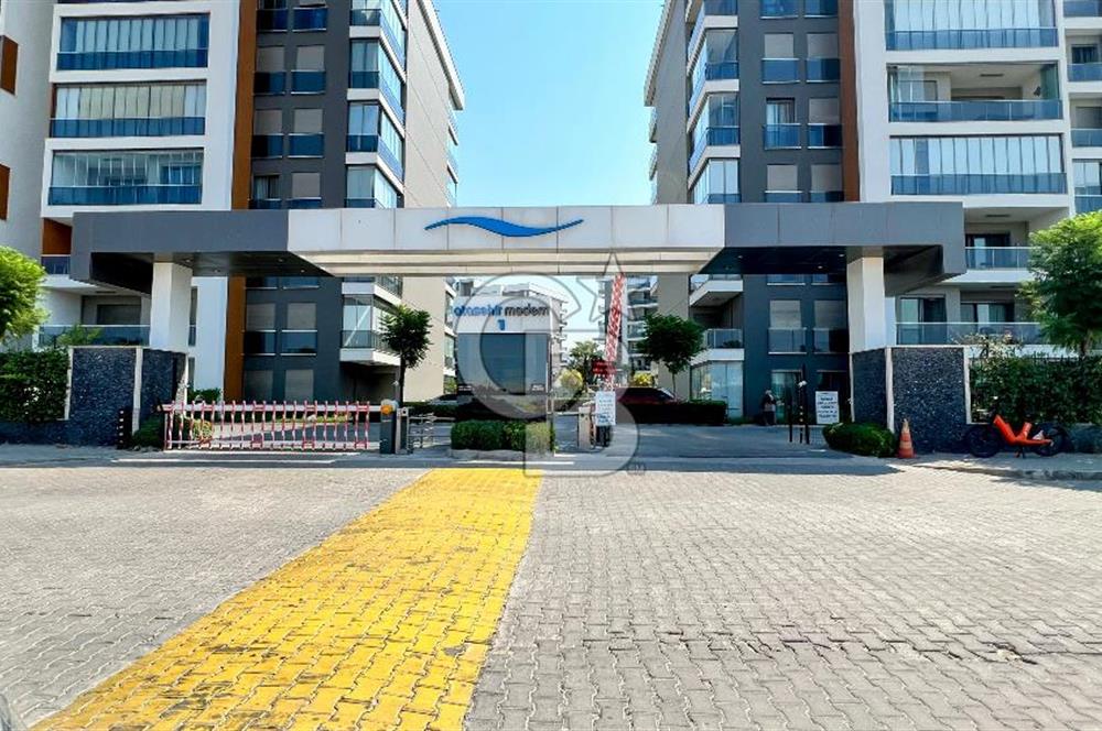 Ataşehir Modern Havuz Manzaralı K.Mutfak 2+1 Satılık Da