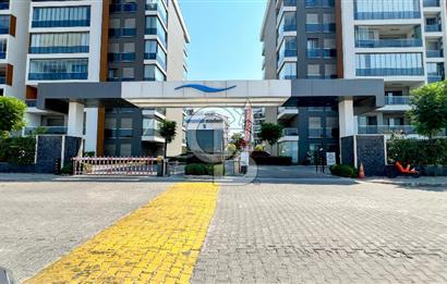Ataşehir Modern Havuz Manzaralı K.Mutfak 2+1 Satılık Da