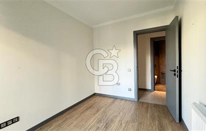 Ataşehir Modern Havuz Manzaralı K.Mutfak 2+1 Satılık Da
