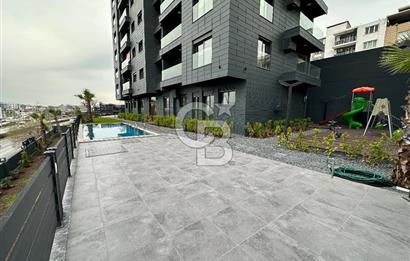 Çiğli Balatçık Mah. Black Suits'te 2+1 Teraslı Daire