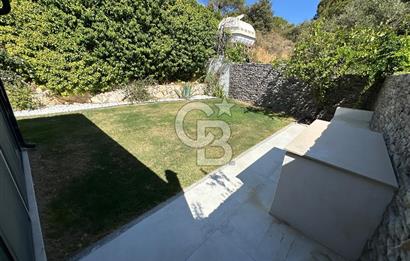ÇEŞME ILICADA DENİZ MANZARALI FULL TADİLATLI SIFIR EŞYALI VİLLA