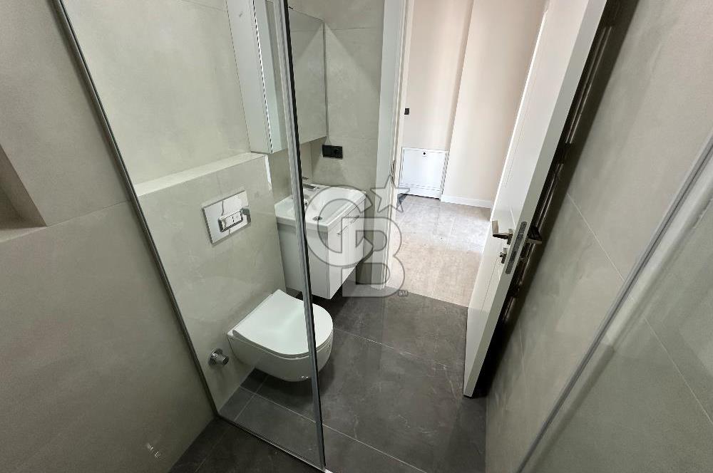 Çeşme Germiyanda Deniz Manzaralı Havuzlu 3+1 Müstakil Villa