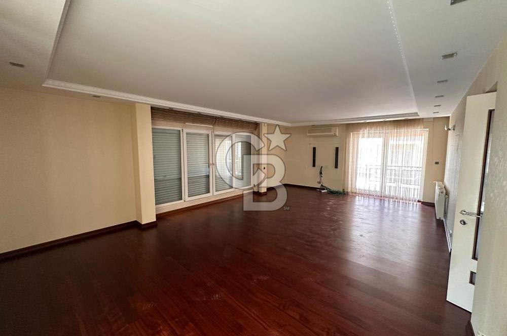 Çamlık'ta 250m² 4+2 Ara Kat Satılık Daire