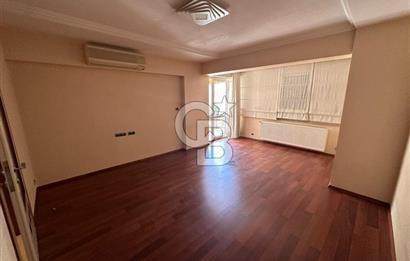 Çamlık'ta 250m² 4+2 Ara Kat Satılık Daire