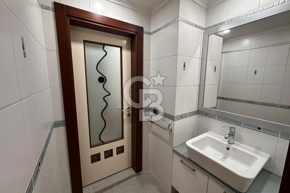 Çamlık'ta 250m² 4+2 Ara Kat Satılık Daire