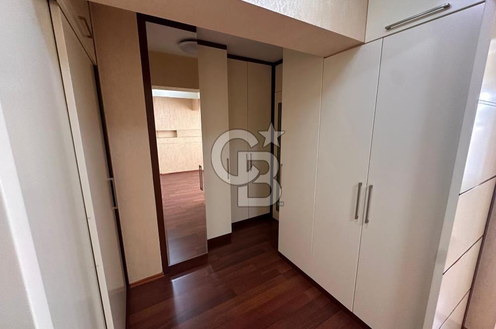 Çamlık'ta 250m² 4+2 Ara Kat Satılık Daire