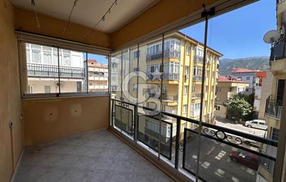 Çamlık'ta 250m² 4+2 Ara Kat Satılık Daire