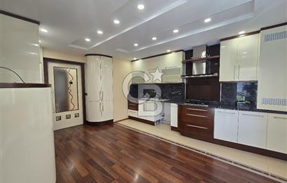 Çamlık'ta 250m² 4+2 Ara Kat Satılık Daire