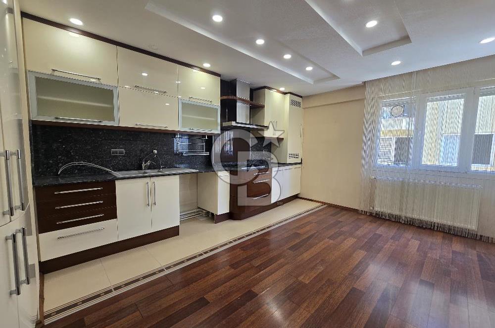 Çamlık'ta 250m² 4+2 Ara Kat Satılık Daire