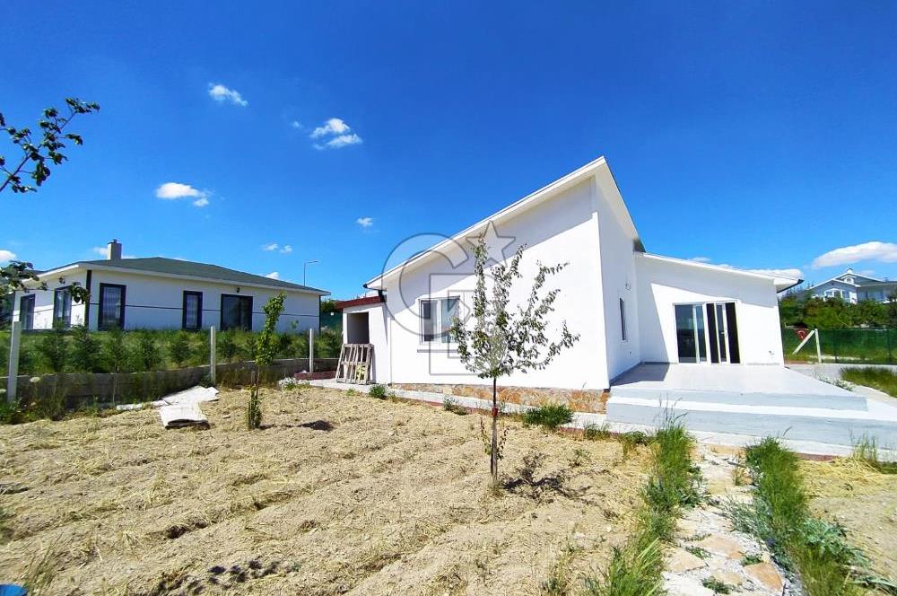 GÖKÇEHÜYÜK'TE SATILIK GENİŞ BAHÇELİ 2+1 MÜSTAKİL EV
