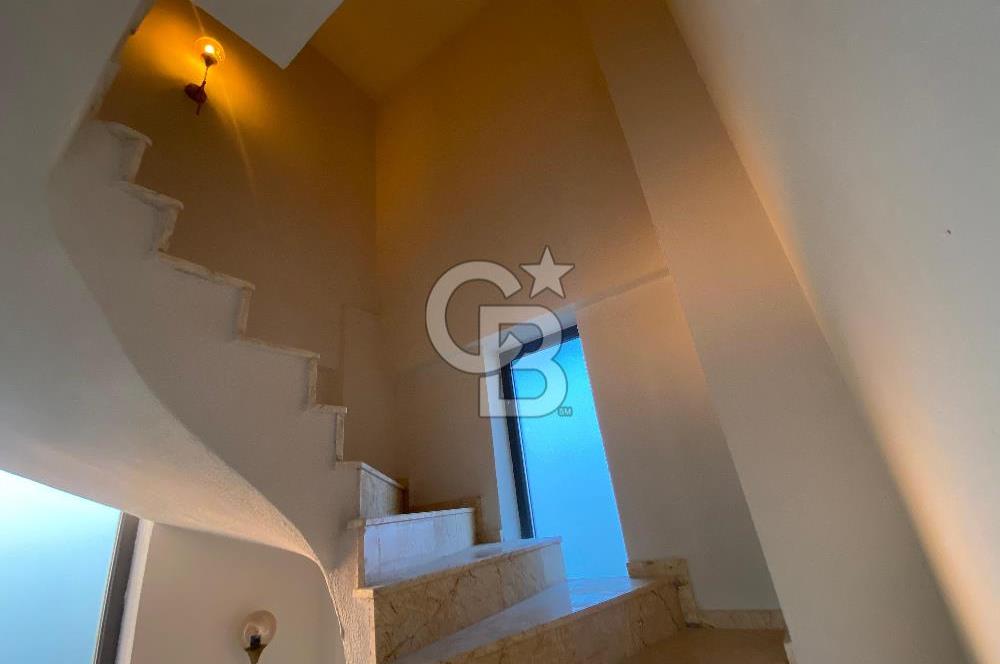 SALİHLERALTINDA MÜSTAKİL SIFIR 4+1 VİLLA, HAVUZLU& GENİŞ BAHÇELİ