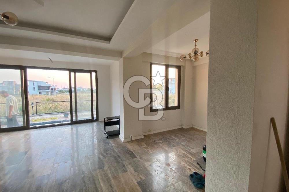 SALİHLERALTINDA MÜSTAKİL SIFIR 4+1 VİLLA, HAVUZLU& GENİŞ BAHÇELİ