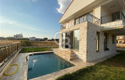 SALİHLERALTINDA MÜSTAKİL SIFIR 4+1 VİLLA, HAVUZLU& GENİŞ BAHÇELİ