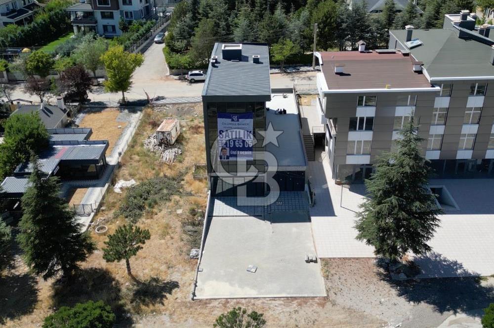 ANKARA GÖLBAŞI İNCEK BULVARINA CEPHE 650M2 EŞSSİZ SATILIK BİNA