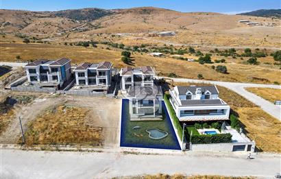 CB EAGLE'dan KARESİ Y.MAHALLEDE VİLLALAR BÖLGESİNDE SATILIK ARSA