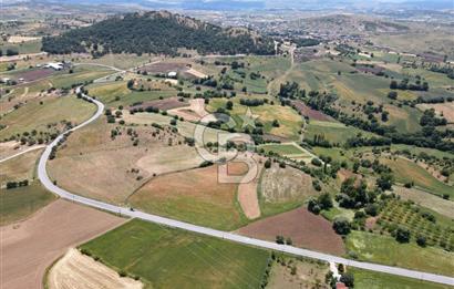 CB EAGLE'DAN NARLI'DA ASFALT YOLA CEPHE 8.581 m² SATILIK TARLA