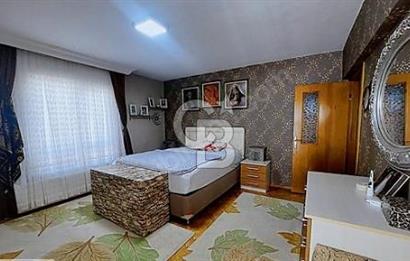 ÇANKAYA TURAN GÜNEŞ BULVARİ PARALELİ 220 M2 4+1 DUBLEX