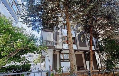 ÇANKAYA TURAN GÜNEŞ BULVARİ PARALELİ 220 M2 4+1 DUBLEX