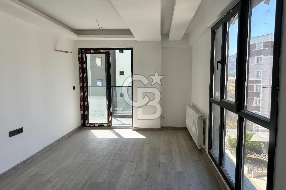 Bayraklı Körfez Mh Kapalı Mutfak Kiralık 2+1 Sıfır Daire