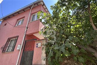 AŞAĞIKIZILCA’DA KİRALIK İKİ KATLI BAHÇELİ MÜSTAKİL EV