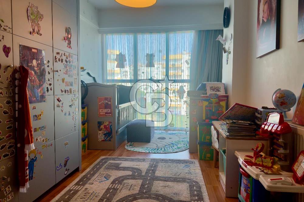 YENİ GİRNE CADDE ÜZERİ SARI REZİDANS DA SATILIK 3+1 DAİRE