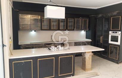 COLDWELL BANKER'den TECDE MACAR MİLYONER de SATILIK REZİDANS