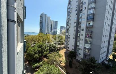 Ataköy 5.Kısım'da, Merkezi, Full Eşyalı Özel Tasarım ve Mimari