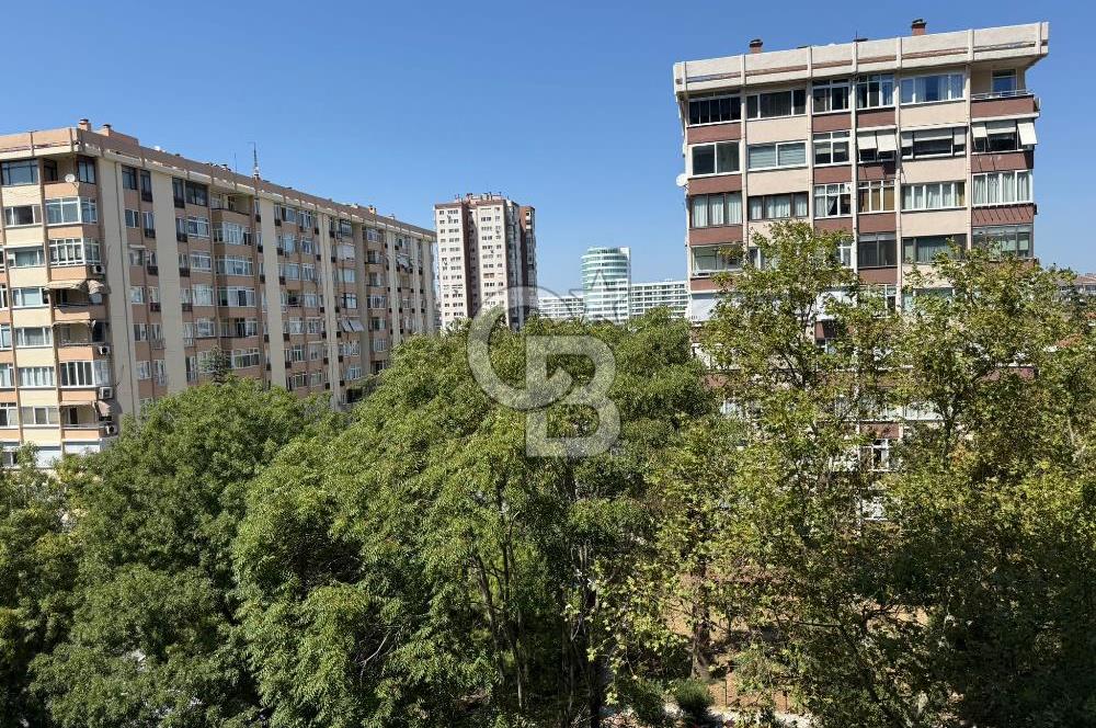 Ataköy 5.Kısım'da, Merkezi, Full Eşyalı Özel Tasarım ve Mimari