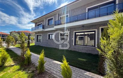 ÇANDARLI MERKEZDE  SİTE İÇİNDE SIFIR 1+1  SATILIK DAİRE