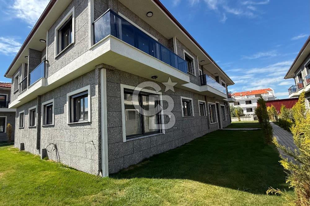 ÇANDARLI MERKEZDE  SİTE İÇİNDE SIFIR 1+1  SATILIK DAİRE