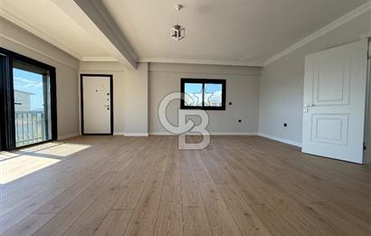 Deniz Manzaralı Plaja 2 Dakika Mesafede Satılık Lüks Villa