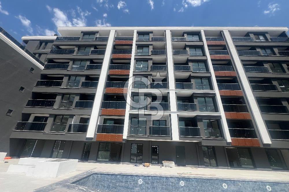 Küçükçiğli Atlas Life Sitesinde 1+1 Satılık Havuz Cephe Daire