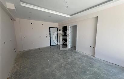 Küçükçiğli Atlas Life Sitesinde 1+1 Satılık Havuz Cephe Daire