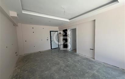 Küçükçiğli Atlas Life Sitesinde 1+1 Satılık Havuz Cephe Daire